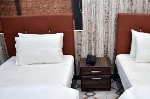 Diplomat Inn Karachi Eksteriør billede